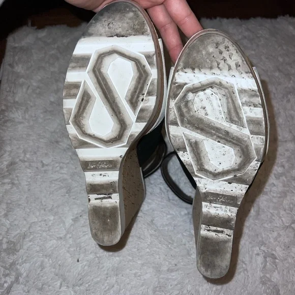 SAM Edelman Platforms - Picture 4 of 7